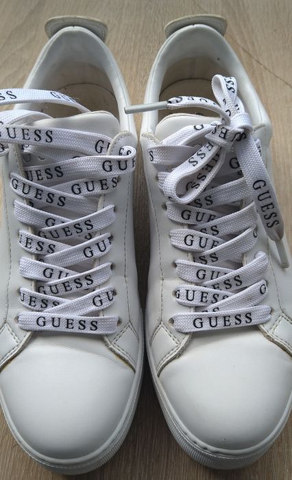 Кросівки Guess 37
