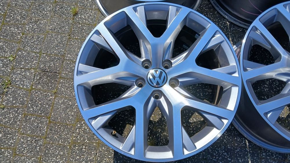 18" VW Passat All Track 5x112  8j et40 B7 B6 B8  Tiguan Golf - Idealne