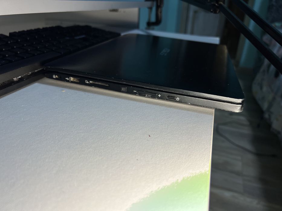 Ноутбук Asus Q302L НА ЗАПЧАСТИНИ