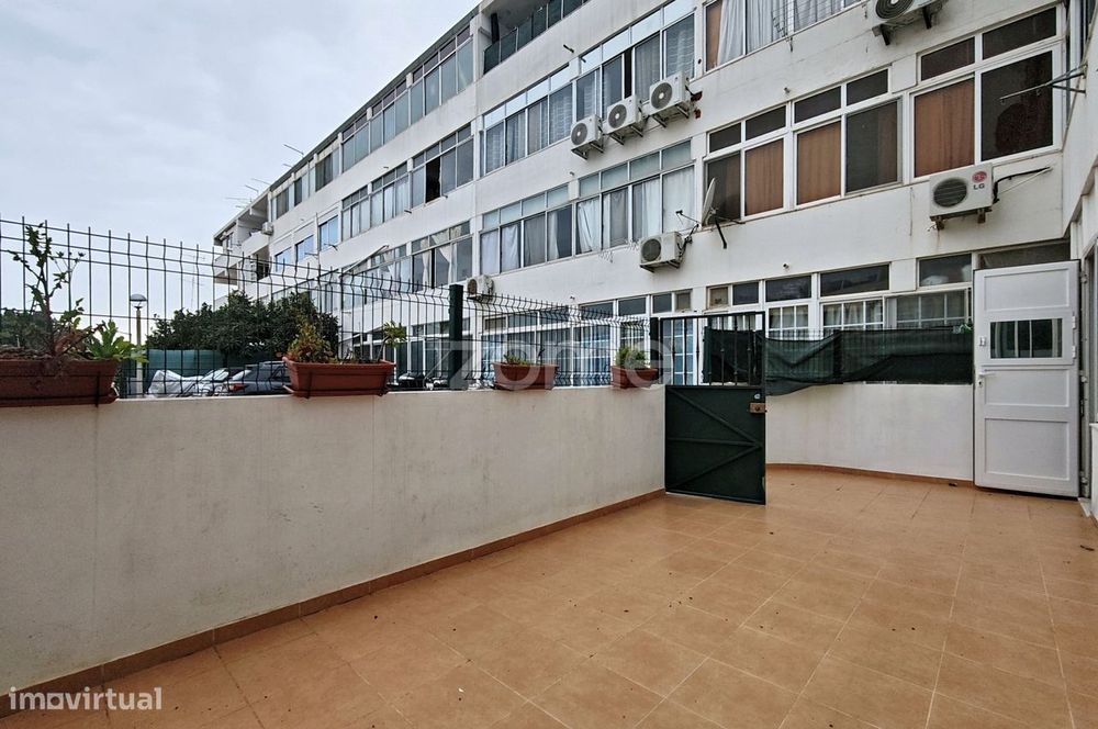 Apartamento T4 renovado, em Braciais, Patacão, Faro