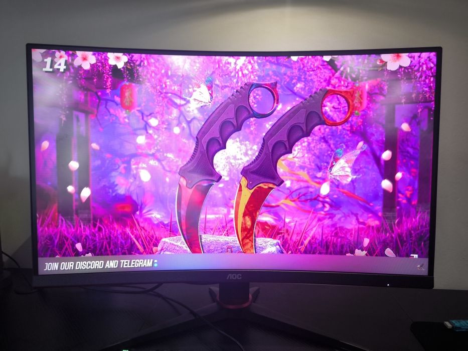 Monitor Gaming Curvo AOC de 240Hz / 27"