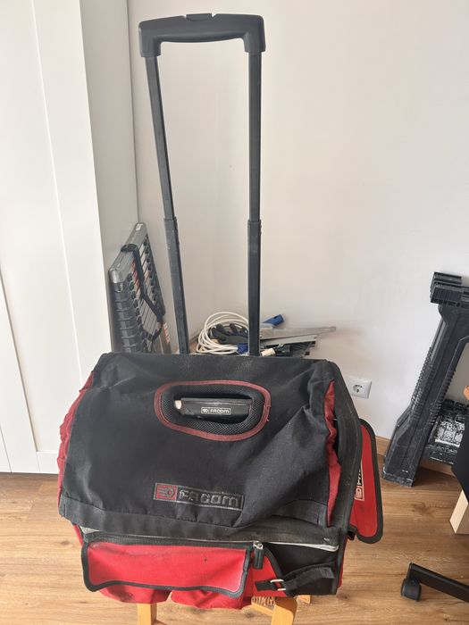 Trolley Facom com rodas