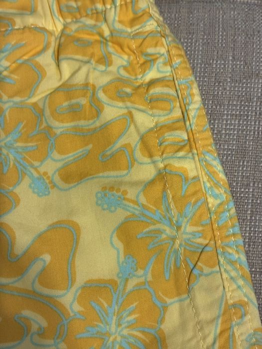 Krotkie spodenki  H&M  rozm. 170