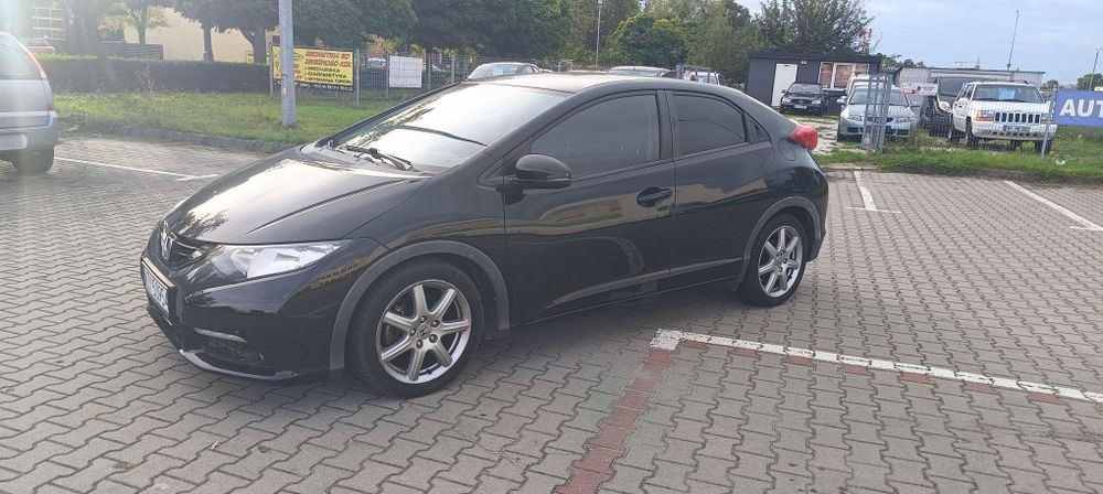 Honda Civic   2012