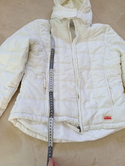 Курточка демісезонна білого кольору