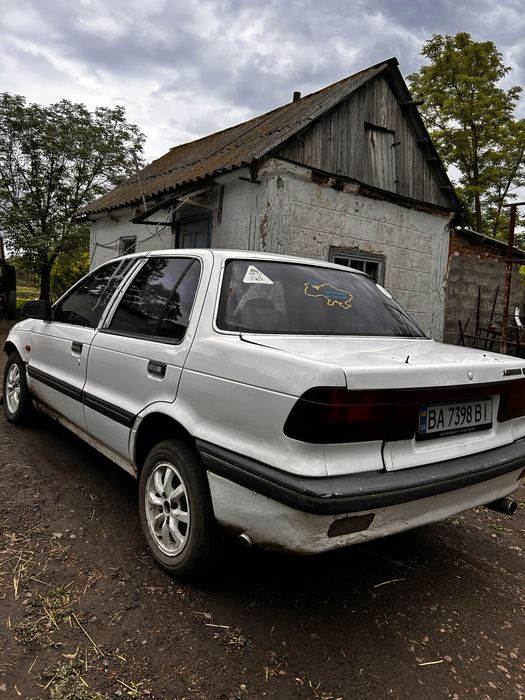 Продам mitsubihi ланцер 4