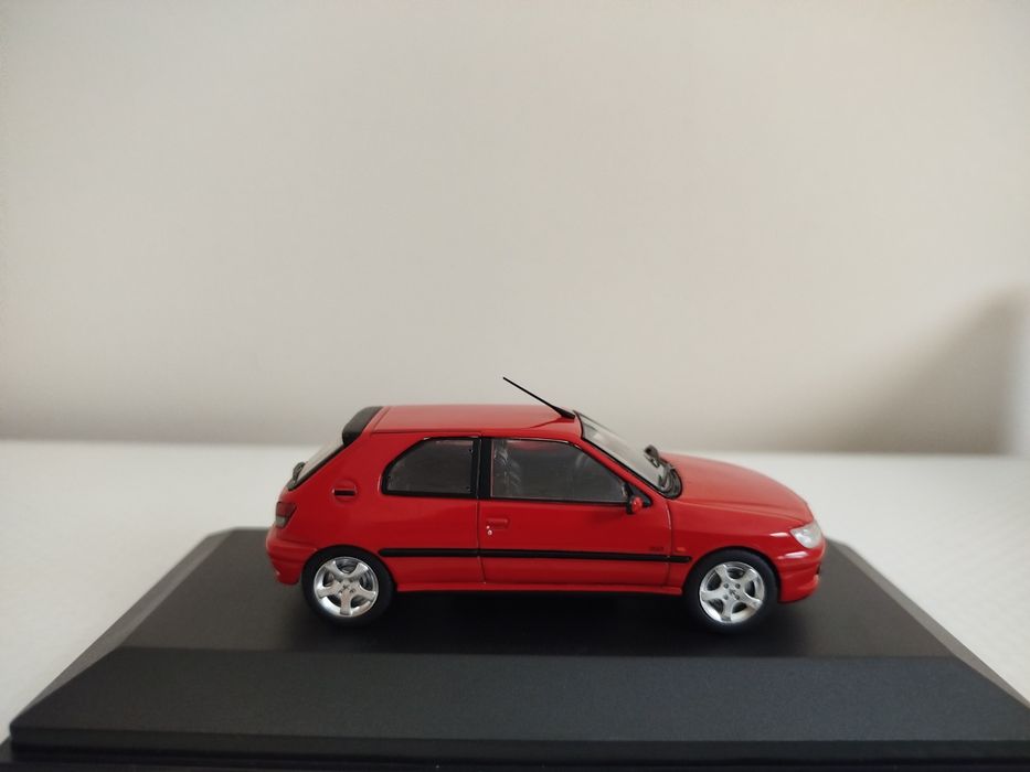 Miniatura Peugeot 306 S16 Nova 1/43