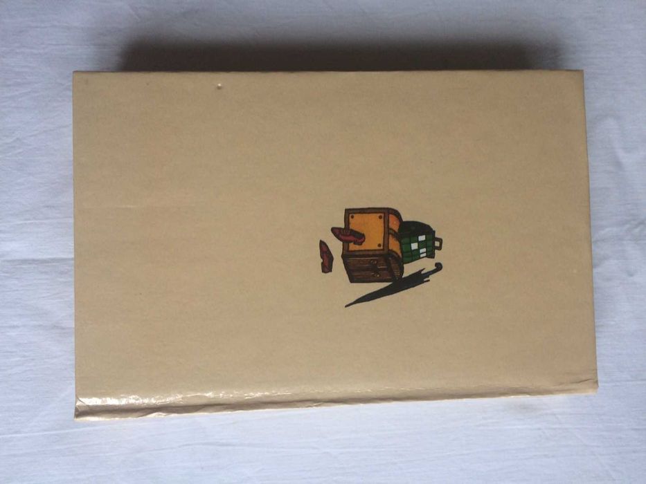 Книга Джерома К.Джерома "Трое в лодке не считая собаки",  и т.д.