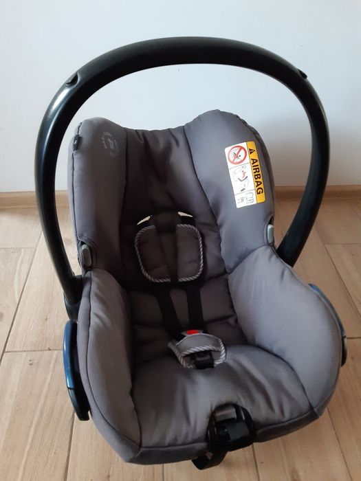 Fotelik Maxi Cosi łupina