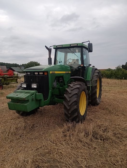 John Deere 8200  silnik 8.1