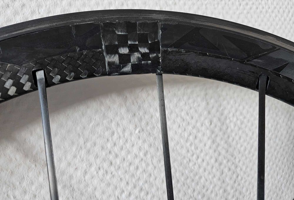 koła Mavic Cosmic SLR exalith, karbonowe szprychy