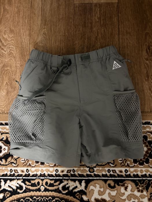 Шорти Nike ACG . XS
