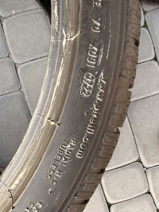 Opony zimowe Pirelli Sottozero 275/35r20 i 245/40r20 BMW runflat DOT2022 komplet 4 sztuk