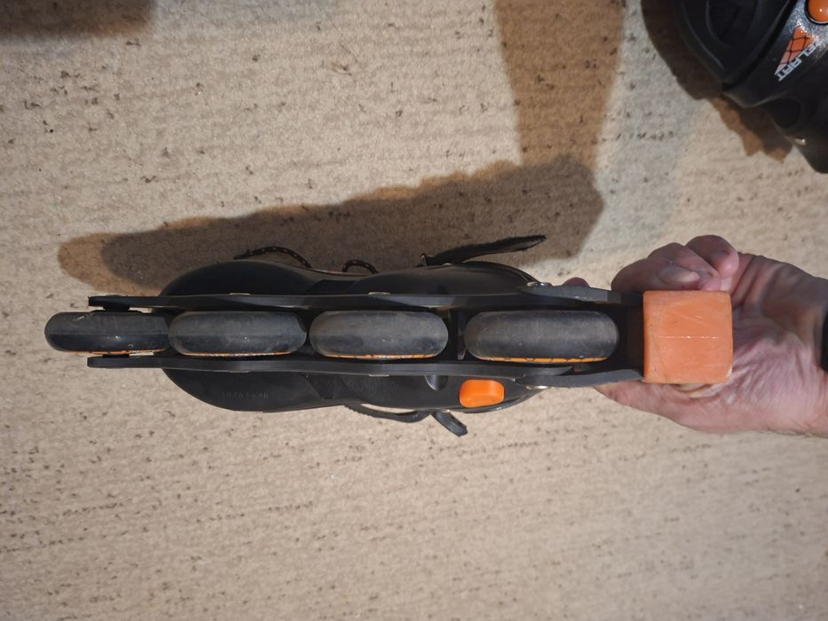 Дитячі ролики...