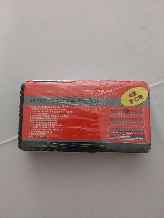 Rocket with 46-Piece Tool Box