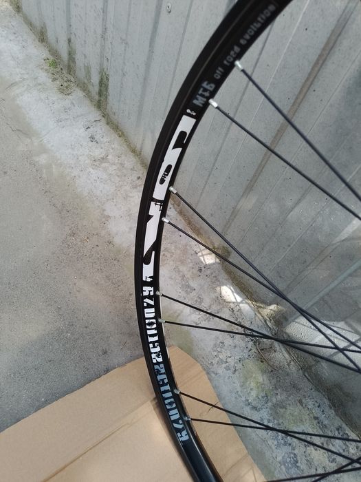 Koła do roweru górskiego 28-29 cali nowe