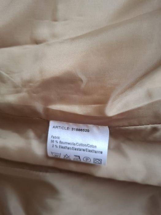 Garnitur damski sztruksowy  beżowy 40