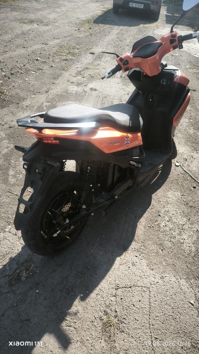 Электроскутер Cruzzer Rocet 2000