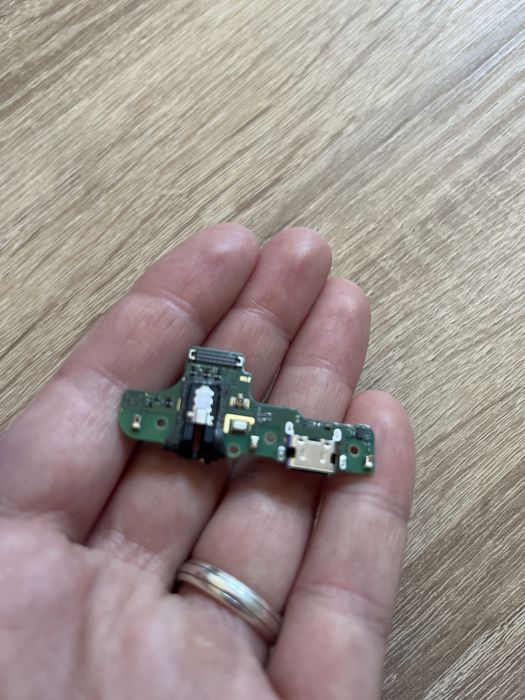 Placa auxiliar carga c/ conector carga samsung A20S