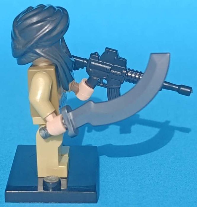 Guerrilheiro Árabe (Militar)
