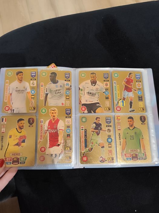 Album i karty piłkarskie