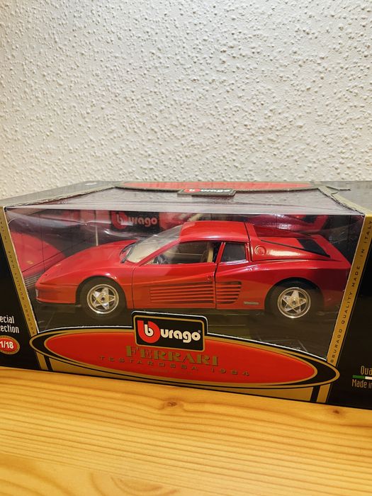 Ferrari testarossa 1:18 (1984) модель Bburago: 3 300 грн