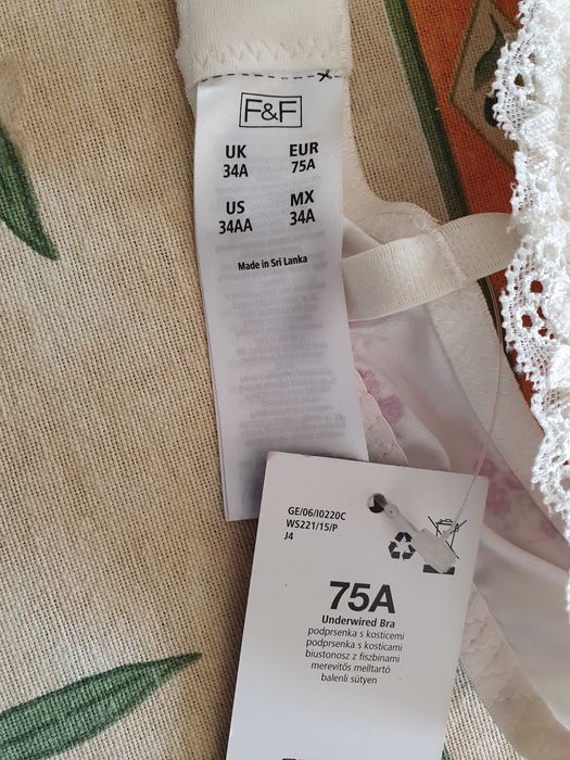 F&F biustonosz rozmiar 75A nowy z metkami