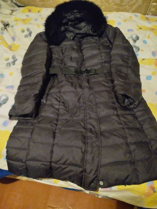 Продам пуховик.Досить теплий.