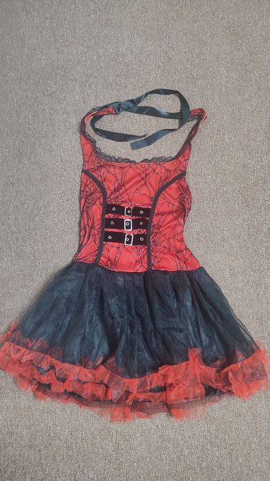 Карнавальні костюми