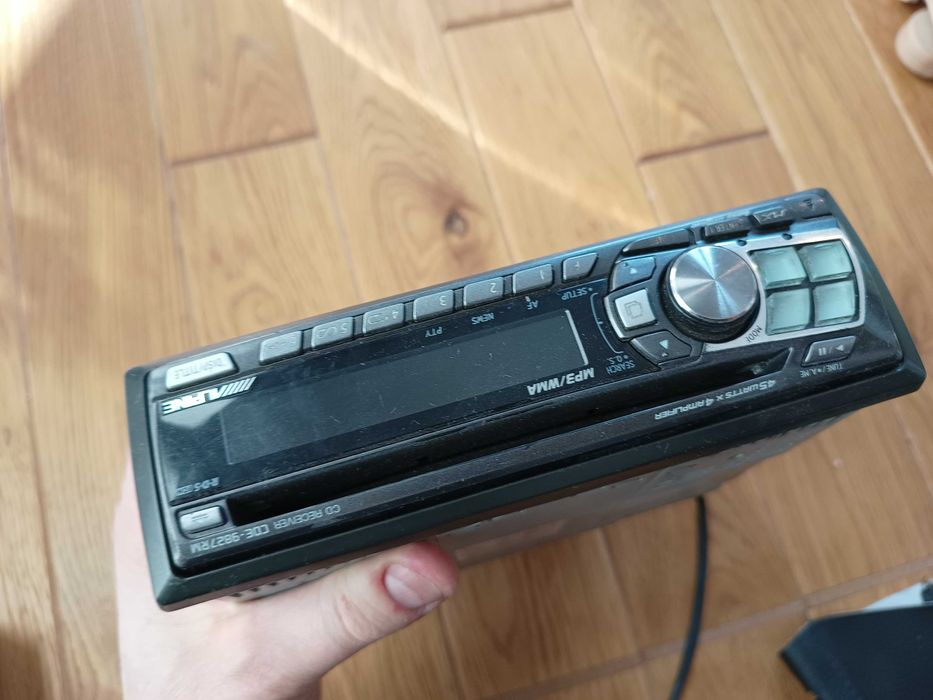 Radio samochodowe ALPINE CDE - 9827E