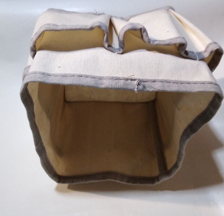 Cesto organizador de maquilhagem ou cosméticos e escovas dobrável