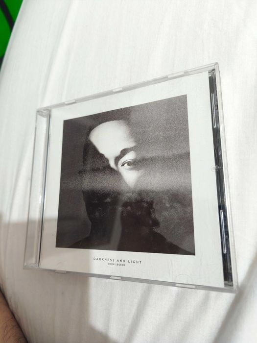 John Legend-Darkness and light sem riscos