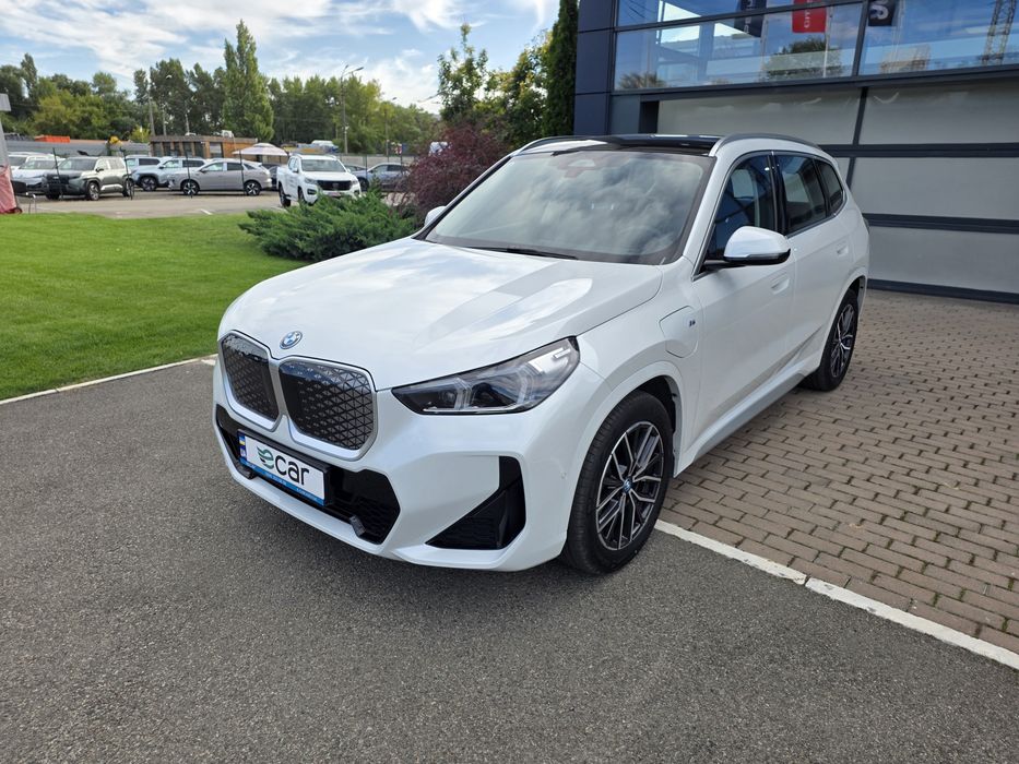 BMW iX1 2025 року 66.5 kWh (204 к.с.) eDrive 25 M Sport