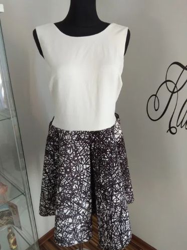 Sukienka rozkloszowana z pianki dla puszystej wesele Asos L 46 XL 48