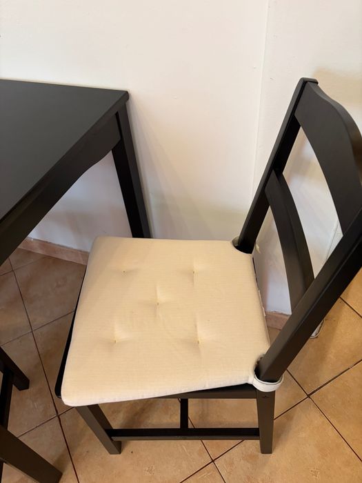 Mesa de jantar IKEA 4 lugares + cadeiras