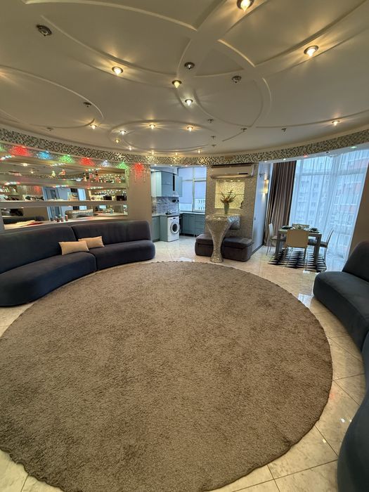 Гарна та якісна 3 кім. квартира в ЖК Ліко-Град, Виставковий, Іподром,