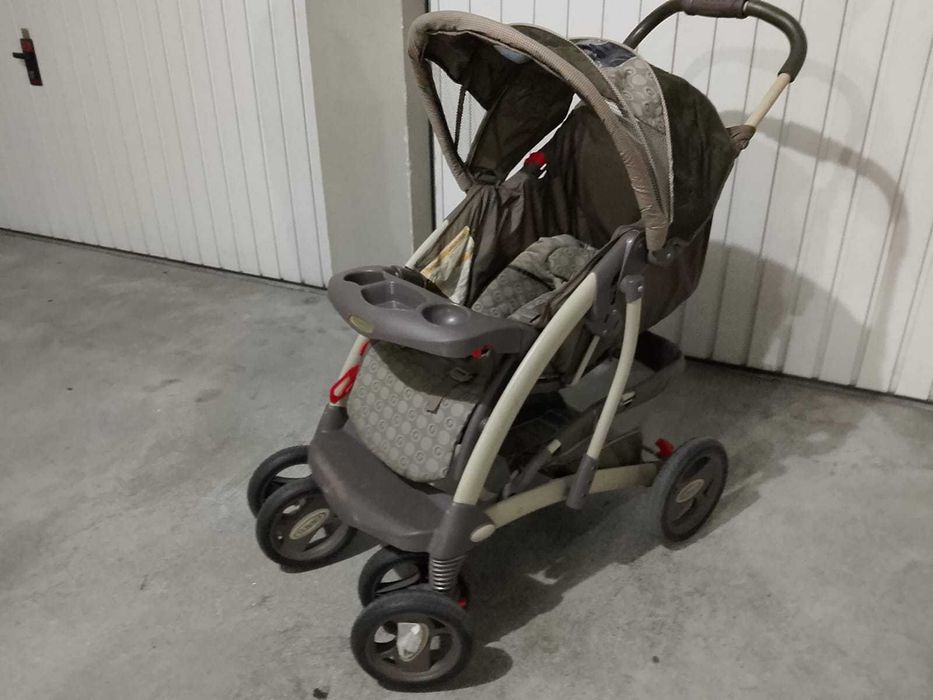 Carrinho de Bebé Graco - Castanho e Bege (Excelente Estado)