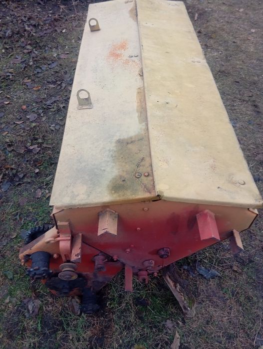 Ящики до сівалки сз 3,6 з висівними апаратами в зборі