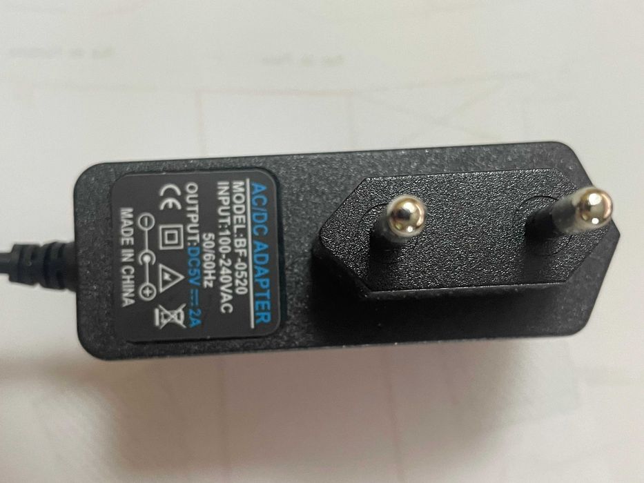 Fonte de alimentação: 5V / 2A - Box  X96Q PRO