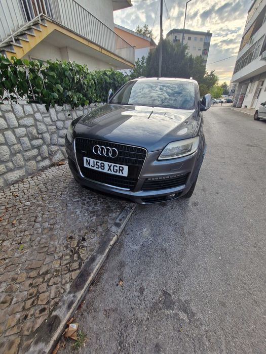 Vende-se Audi Q7 TDI