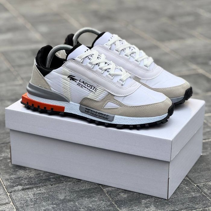 6 кольорів Lacoste Elite Active