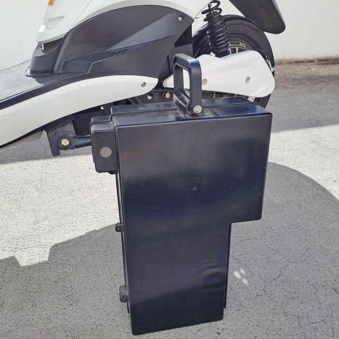 Moto elétrica MILG bateria removível