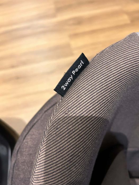 Fotelik Maxi-Cosi 2wayPearl z bazą