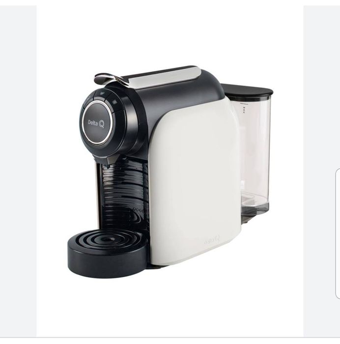 Máquina Café Delta Q nova na caixa