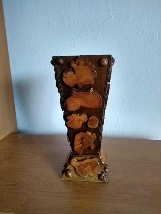 Wazon  drewniany na suche bukiety -rękodzieło