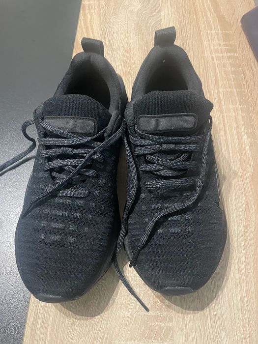 Vendo sapatilhas NIKE novas