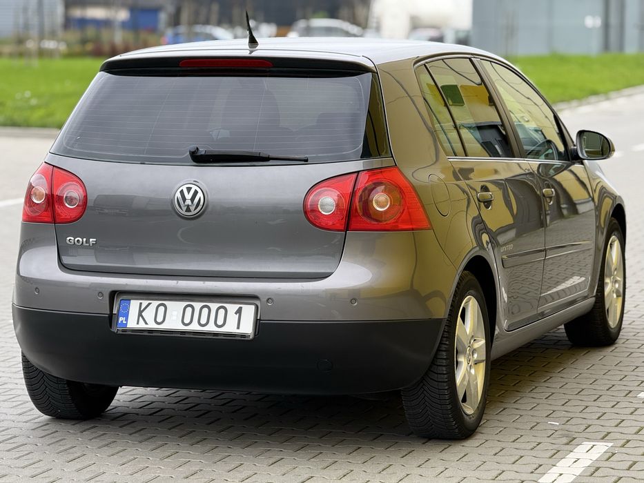 Golf 5 benz 1.4mpi 80km Stan BDB