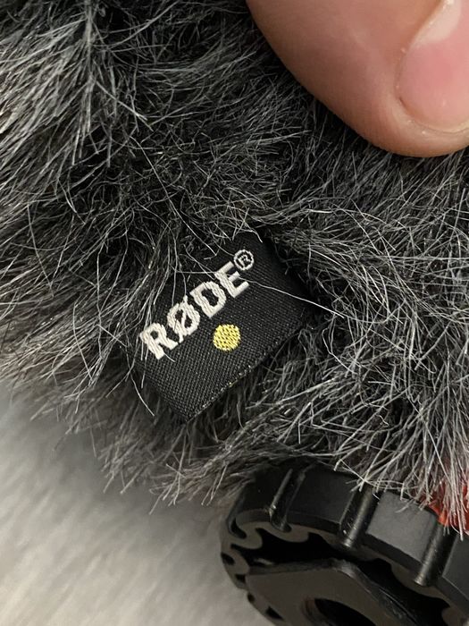 Mikrofon Rode videomicro dead cat do aparatu kamery stream youtube