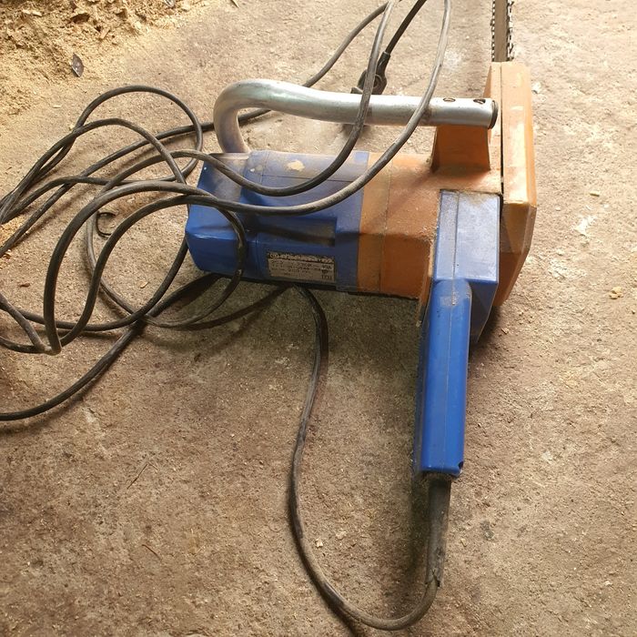 Radziecka piła elektryczna łańcuchowa PARMA-M 2000W – PRL / ZSRR / Vintage