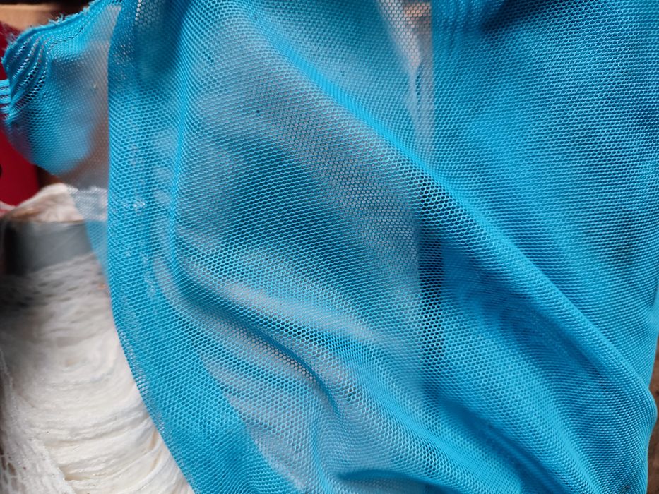 Гипюр, Сетка декор